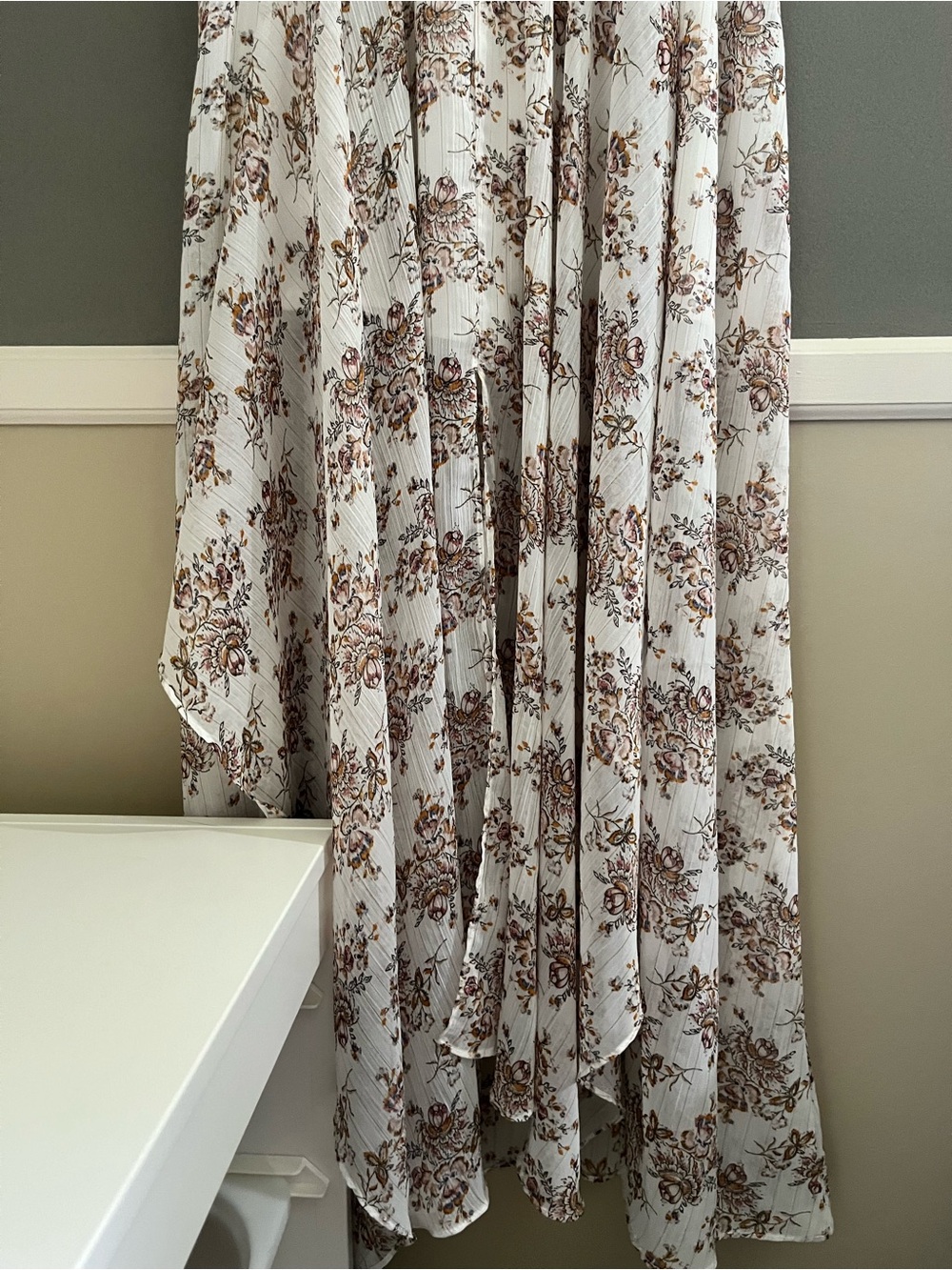 Express Floral Maxi Dress Smocked Waist Lined Flutter Sleeves V-Neck Cottagecore - Picture 2 of 13